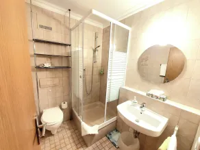 Ferienwohnung -32- in der Mansarde ohne Balkon (ca. 46 qm), Kochnische, 1 Schlaf- und 1 Wohn-/Schlafzimmer, WLAN - Image 4