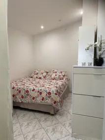 House - Image 3