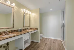Splash 3rd Flr 3BRS W / Balconies 3BA Snowbird Jan Feb Open - Image 2