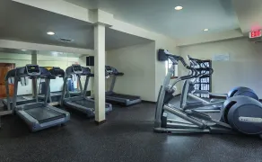 1 km fra parkens indgang! RESORT 2 Bed / 2 Bad Condo ~ Pool ~ Hot Tub ~ Gym - Image 2