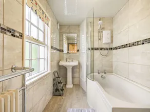 WYCHWOOD, pet friendly, character holiday cottage in Grosmont - Image 3