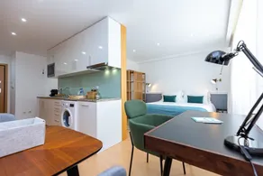 Feel Corporate Housing Marqu s III - Image 2