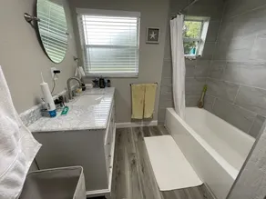 New Renovated House Near Everything - Image 2