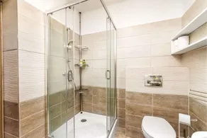 Holiday apartment New, modern furnished apartment with air conditioning, washing machine, dishwasher, WiFi - Image 5