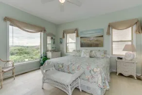 Panoramic View Steps from Beach - 4BD/4.5BA with Private Swimming Pool - Image 4