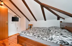 3 Bedroom Gorgeous Home In Ribnjacka - Image 3