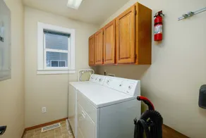 Pet Friendly, Close to MSU, Downtown Bozeman w/ Mountain Views - Ravalli Street Retreat - Image 2