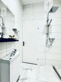 Modern Studio Near LK Klosterneuburg - Image 3