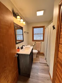 CREEK FRONT HOME with private access - perfect for kayaking, fishing, and hiking - Image 4
