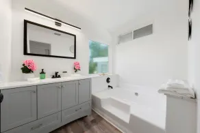 5 BD Home/Pool /Game RM/King Bed/High Ceiling - Image 3