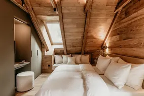 Luxury Chalet with Jacuzzi at Lake Bohinj - Image 5