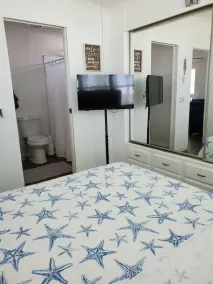Cozy Beach House in Nettles Island - Image 4