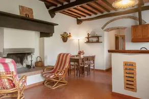 Agriturismo 'Universal Harmony - Capinera' mit Bergblick und Gemeinschaftspool - Image 2