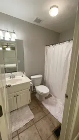 Townhome:  2 Bedrooms, 2.5 Baths, Close to Campus - Image 4