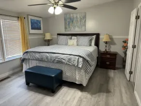 Scenic Mountain Views 4 Bedrooms 2 Bath Home - Image 5