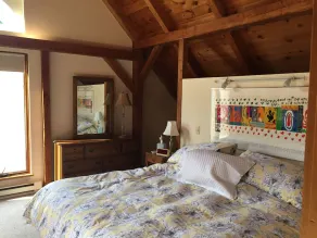 SCHÖNER, HELLER SOMMER GEHT IN IDEALER EDGARTOWN-EINSTELLUNG WEG - Image 2