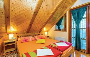 Schönes Haus mit 2 Schlafzimmern in Lukovdol - Image 3
