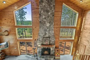 Luxury Lodge on 120 Acres! - Image 2
