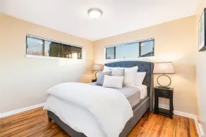 Modern Comfort and Convenience Near Downtown and Ski Resorts - Image 4