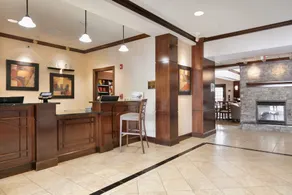 Relaxing Retreat Near Cleveland | Shared Indoor Pool + BBQ Area - Image 4