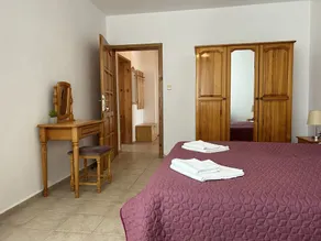Chantall-Apartment Comfort - Image 4
