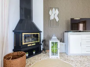 Stunning private villa for 6 people with WIFI, private pool, TV, terrace and pets allowed - Image 2