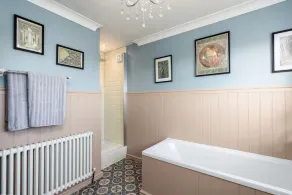 Cute 2 bedroom cottage on the outskirts of Doncaster - Image 2