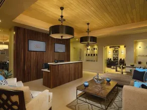 Gorgeous Beachfront Resort & Spa Studio Suite sleeps up to 4 - Image 2
