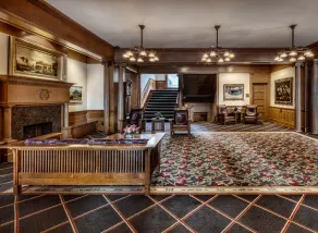 Alta Club - Image 5