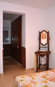 House in the heart of the Lagunas de Ruidera Natural Park - Image 4