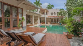 OCEANA ~ Beachfront luxury Villa ~ 4 Bedrooms ~ Vacation at the beach ! - Image 5
