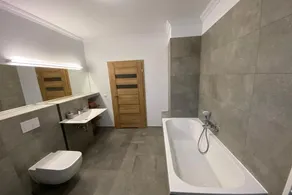 Beautiful 2 room apartment. Newly renovated, modern. - Image 3