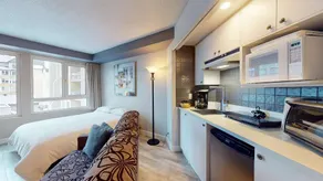 6-308 : Standard Studio - sleeps 4. - Image 3