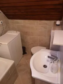 Holiday apartment with pool and internet - Image 2