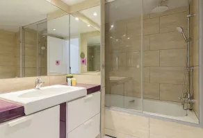 Isabel Apartment - Golden Mile - Image 3