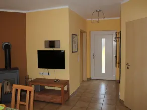 Charming Bungalow in Börgerende-Rethwisch with Sauna - Image 3