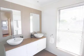 PERFEKTE Lage in Casuarina. Schönes Haus mit Pool in der Nähe von Strand und Geschäften - Image 3