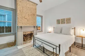 No Cleaning Fee! Amazing walkable location! Pets Ok - Image 4