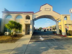 Casa Blanca Hotel - Azusa, Los Angeles - Image 3