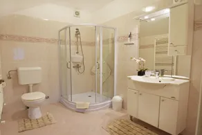 Nice accommodation in Đuba-Umag, close to the sea, air-conditioned, WiFi - Image 2