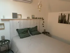 Spacious, quiet and cosy apartment, city center, sleeps 7-8 - Image 5