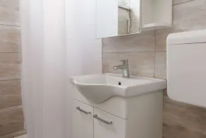 One bedroom apartment with terrace in the city centre - Image 3