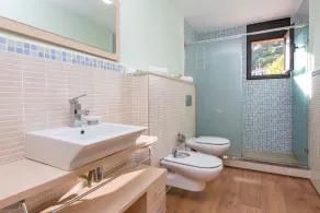 2LLEV02 -Beautiful house for 8 people with private pool located in a quiet area near the beach - Image 2