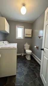 Bay View Retreat, quiet and private getaway, easy access to trails - Image 4