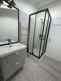 Charming house of 90 m², enclosed garden 1100m2, 10 minutes' walk from the pool - Image 3