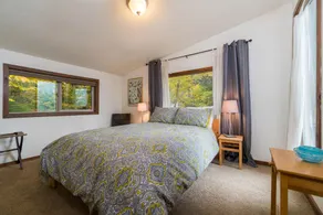 Vista View Chalet - 2 Bed 1 Bath Vacation home in Lake Wenatchee - Image 4