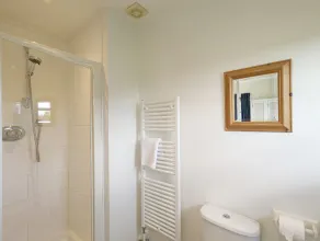 The Cottage at Hale Hill Farm -  a cottage that sleeps 5 guests  in 2 bedrooms - Image 3