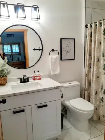 REST IN THE  FOREST RECENTLY REMODELED VILLA WALKING DISTANCE FROM STARVED ROCK - Image 5