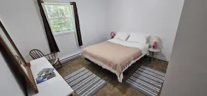 Quiet, peaceful, private country home with a large yard - Image 3