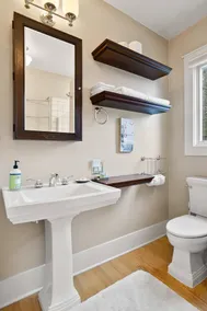 Perry District Superb Quality Perfect Location - Image 3